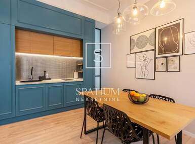 Stan, Rijeka, Centar, najam, 4000 €, 150 m2