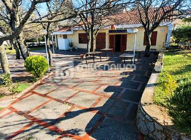 Poslovni prostor, Kraljevica, Šmrika, prodaja, 490000 €, 200 m2