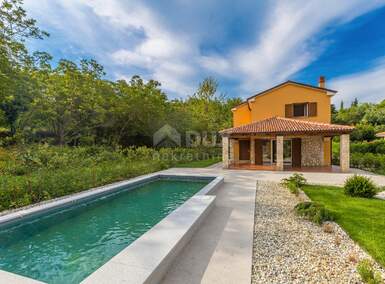 Kuca, Dobrinj, Hlapa, prodaja, 625000 €, 250 m2