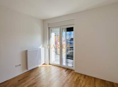 Dvoiposoban stan, Zagreb, prodaja, 240000 €, 80 m2