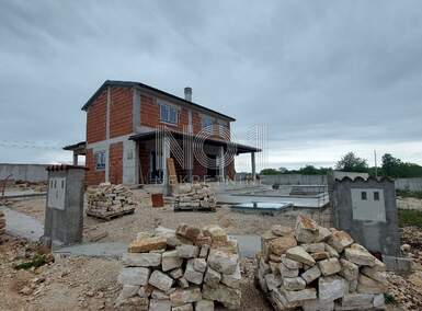 Kuca, Svetvinčenat, prodaja, 298000 €, 192 m2