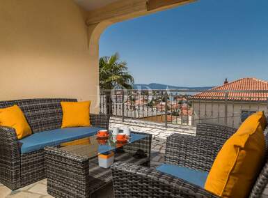 Cetvorosoban stan, Crikvenica, Selce, prodaja, 320000 €, 125 m2