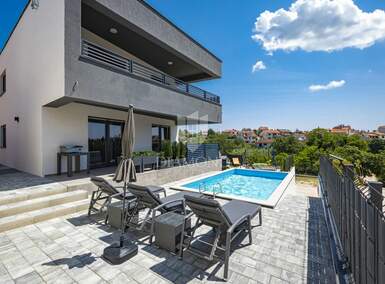 Kuca, Medulin, prodaja, 1300000 €, 300 m2