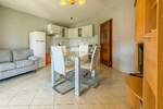 Trosoban stan, Brtonigla, Karigador, prodaja, 320000 €, 71 m2