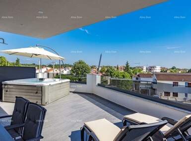 Dvosoban stan, Poreč, prodaja, 360000 €, 100 m2