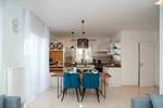 Cetvorosoban stan, Kostrena, Doričići, najam, 1300 €, 97 m2