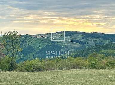 Zemljiste, Oprtalj, prodaja, 260000 €, 9250 m2