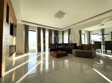Cetvorosoban stan, Rijeka, Martinkovac, najam, 2200 €, 198 m2