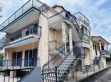 Kuca, Umag, prodaja, 1599000 €, 560 m2