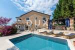 Kuca, Poreč, prodaja, 645000 €, 180 m2