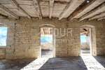 Kuca, Motovun, prodaja, 135000 €, 360 m2