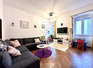 Dvosoban stan, Rijeka, Centar, najam, 650 €, 56 m2