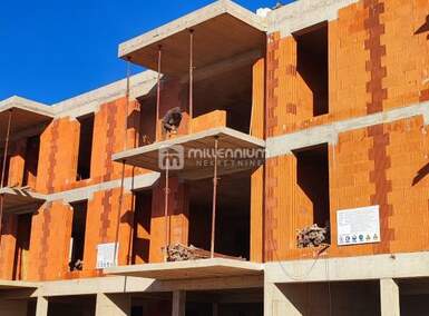 Trosoban stan, Rijeka, Škurinje, prodaja, 248000 €, 78 m2