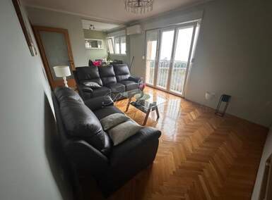 Trosoban stan, Rijeka, Donja Vežica, najam, 700 €, 60 m2