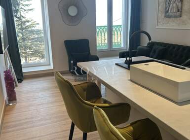 Dvosoban stan, Rijeka, Turnić, najam, 1000 €, 43 m2