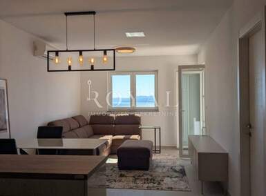 Dvosoban stan, Rijeka, Martinkovac, najam, 920 €, 52 m2