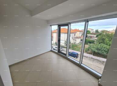 Dvosoban stan, Pula, prodaja, 215000 €, 76 m2