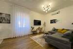 Dvosoban stan, Pula, Istarska ulica, prodaja, 299000 €, 62 m2