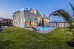 Kuca, Poreč, prodaja, 680000 €, 360 m2