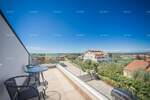 Kuca, Poreč, prodaja, 680000 €, 360 m2