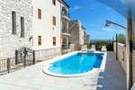 Dvosoban stan, Ližnjan, prodaja, 360000 €, 128 m2