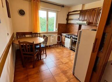 Trosoban stan, Rijeka, Kozala, najam, 700 €, 74 m2