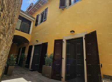Kuca, Poreč, prodaja, 1166000 €, 310 m2