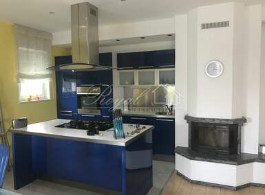 Cetvorosoban stan, Opatija, Ičići, prodaja, 360000 €, 130 m2