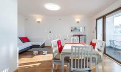 Trosoban stan, Rijeka, Krnjevo, najam, 800 €, 74 m2