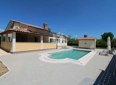 Kuca, Sveta Nedelja, Nedešćina, prodaja, 650000 €, 205 m2
