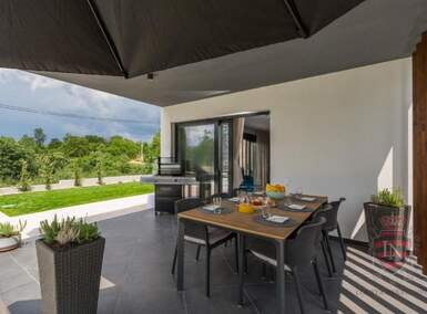 Kuca, Žminj, Orbanići, prodaja, 650000 €, 200 m2