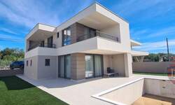 Kuca, Krk, Linardići, prodaja, 890000 €, 165 m2