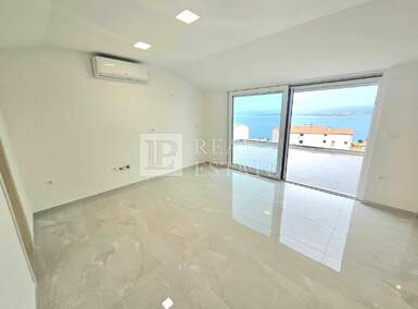 Cetvorosoban stan, Crikvenica, prodaja, 350000 €, 100 m2