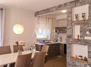 Cetvorosoban stan, Jelenje, Podhum, najam, 1600 €, 85 m2