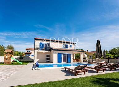 Kuca, Dobrinj, Kras, prodaja, 750000 €, 185 m2