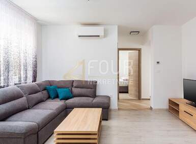 Trosoban stan, Medulin, prodaja, 364000 €, 90 m2