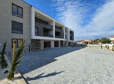 Trosoban stan, Pula, Valdebek, prodaja, 299100 €, 119 m2