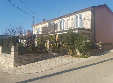 Kuca, Brtonigla, prodaja, 230000 €, 106 m2