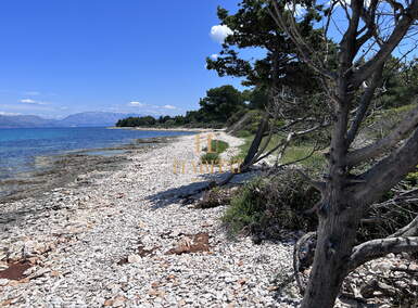 Zemljiste, Supetar, prodaja, 2100000 €, 7687 m2