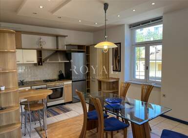 Trosoban stan, Rijeka, Belveder, najam, 700 €, 2 m2