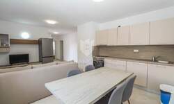 Trosoban stan, Vodnjan, Peroj, prodaja, 213000 €, 64 m2