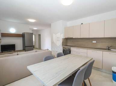 Trosoban stan, Vodnjan, Peroj, prodaja, 213000 €, 64 m2
