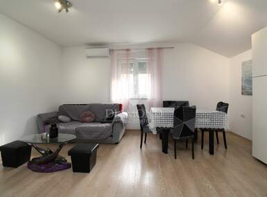 Trosoban stan, Matulji, Kučeli, prodaja, 176000 €, 56 m2