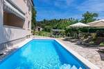 Kuca, Pula, prodaja, 681000 €, 250 m2