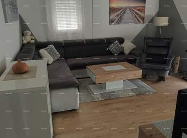 Dvosoban stan, Pula, prodaja, 190000 €, 60 m2