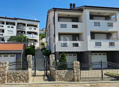 Dvosoban stan, Crikvenica, prodaja, 215000 €, 58 m2