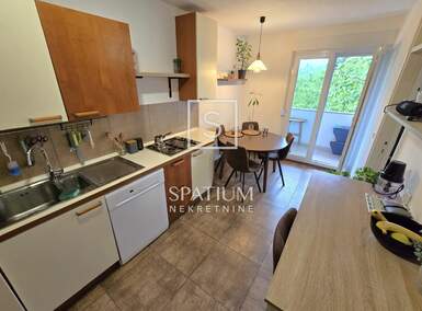 Trosoban stan, Kastav, Rešetari, prodaja, 285000 €, 71 m2