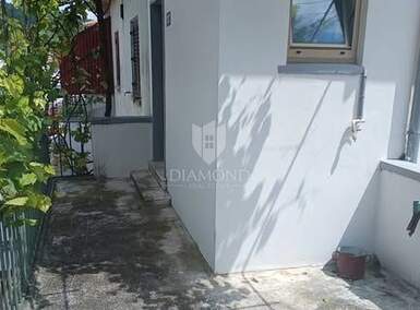 Dvosoban stan, Raša, prodaja, 120000 €, 49 m2