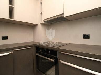 Dvosoban stan, Rijeka, Centar, prodaja, 150500 €, 37 m2