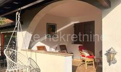 Trosoban stan, Malinska-Dubašnica, Malinska, prodaja, 294000 €, 74 m2